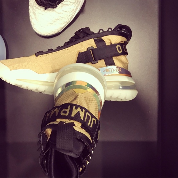 9.5 ( 720 Proto-Max Jumpman Jordan’s ) - Picture 4 of 4